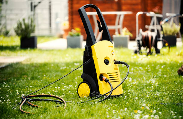 Best Animal Enclosure Cleaning  in Inman, KS